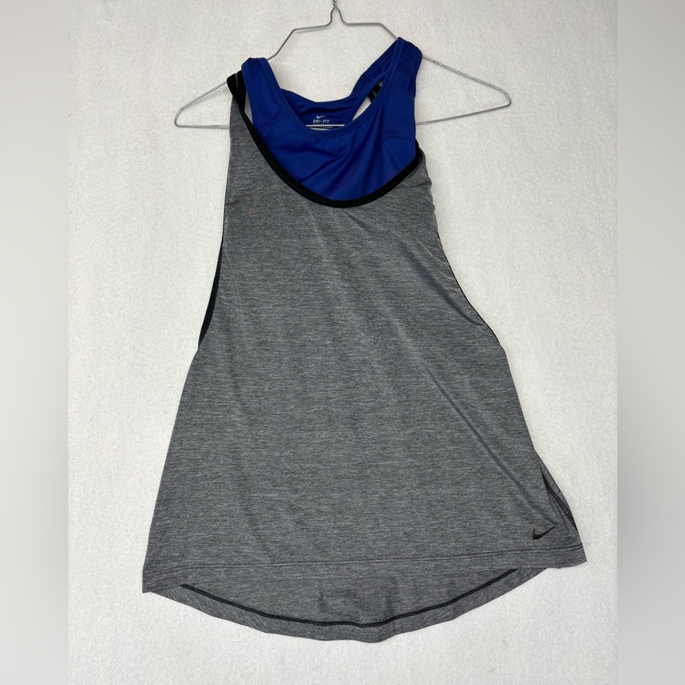 Nike Womens Small Racer Back Athletic Workout Tank Top 2 Layers Bra & Tank Top